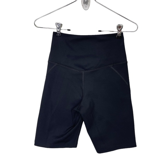 NEW!! Girlfriend Collective High Waist Bike Shorts in black, XS - Picture 7 of 8